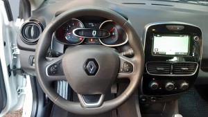 Renault Clio bianca (13)