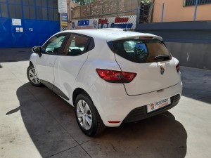 Renault clio bianca crescenzo automobili (11)