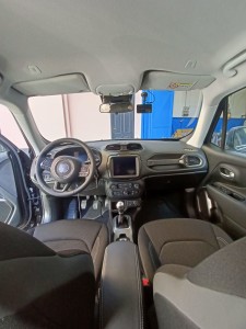 Jeep Renegade Limited nera (10)
