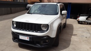 Jeep renegade bianca crescenzo automobili (4)