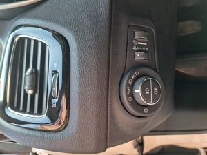 Jeep Compass bianco e nero (21)
