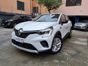 Renault Captur 2022 bianco (3)