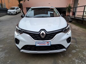 Renault Captur 2022 bianco (4)