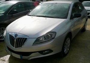 Lancia delta 1.6 mjt 2009 (1)