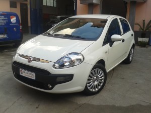 Fiat Punto Evo Bianca fendinebbia 2011 crescenzo automobili (1)