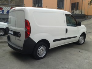 Fiat doblò cargo 3 serie bianco 2011 crescenzo automobili (7)
