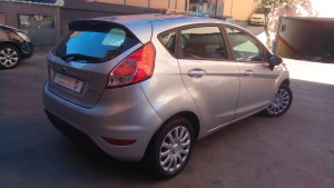 Ford Fiesta 2015 (7)