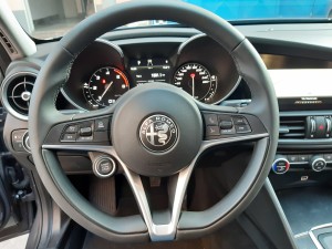 Alfa Giulia Exective crescenzo automobili (25)