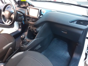 Peugeot 208 Crescenzo Automobili (11)