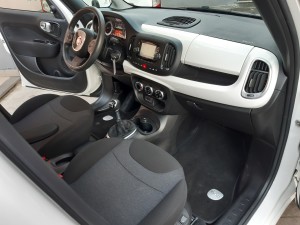 Fiat 500L bianca (14)