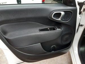 Fiat 500L bianca (18)