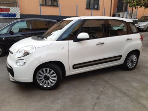 Fiat 500L bianca (3)
