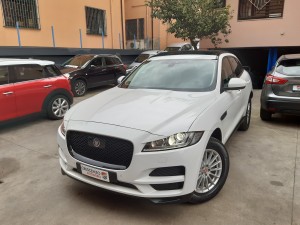 Jaguar F-Pace Bianco www.crescenzoautomobili (4)