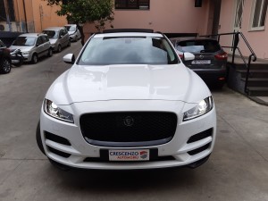 Jaguar F-Pace Bianco www.crescenzoautomobili (6)