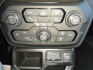 Jeep Renegade MY 2019 (9)