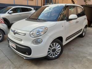 Fiat 500L business (2)