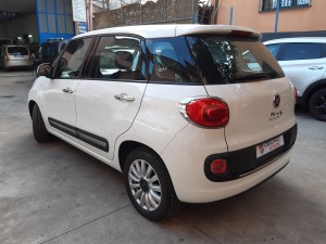 Fiat 500L business (5)