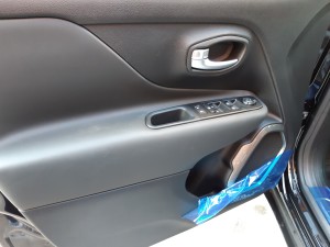 Jeep renegade nera carbon black crescenzoautomobili (21)