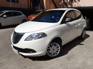 Lancia Ypsilon (4)