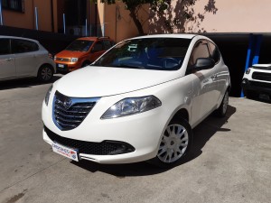 Lancia Ypsilon (6)