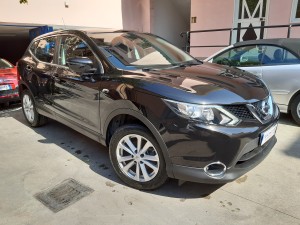 Nissan Qashqai nero crescenzo automobili (7)