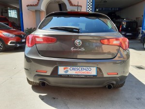 Alfa Romeo Giulietta Executive (12)