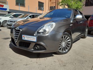 Alfa Romeo Giulietta Executive (3)