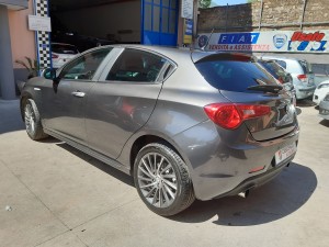 Alfa Romeo Giulietta Executive (9)