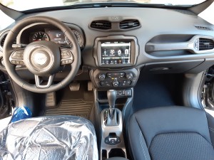 Jeep Renegade Granite Crystal crescenzo automobili (12)