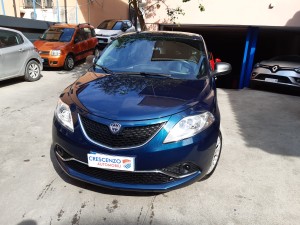Lancia Ypsilon Blu di Blu crescenzo automobili (1)
