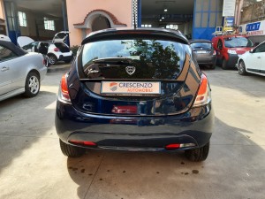 Lancia Ypsilon Blu di Blu crescenzo automobili (12)