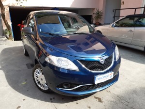 Lancia Ypsilon Blu di Blu crescenzo automobili (8)
