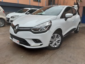 Renault Clio IV Serie Bianca (1)