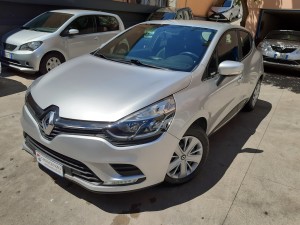 Renault Clio IV grigio argento (4)