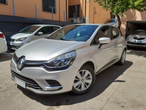 Renault Clio IV grigio argento (5)