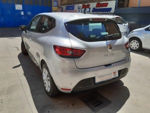 Renault Clio IV grigio argento (9)