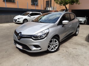 Clio 2017 argento (1)