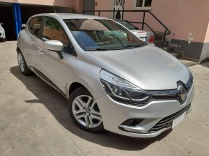 Clio 2017 argento (8)