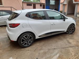 Clio 4 Serie Bianca Crescenzo Automobili (10)