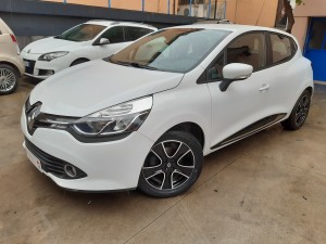 Clio 4 Serie Bianca Crescenzo Automobili (4)