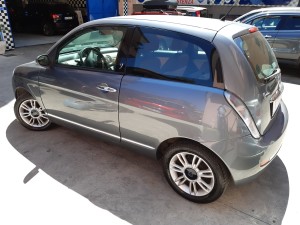 Lancia Ypsilon GOLD grigio (11)