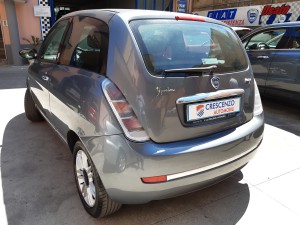Lancia Ypsilon GOLD grigio (13)