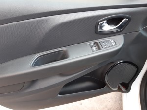 Renault Clio IV Crescenzo Automobili (15)