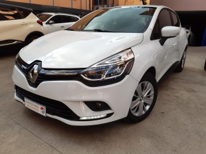 Renault Clio IV Crescenzo Automobili (2)