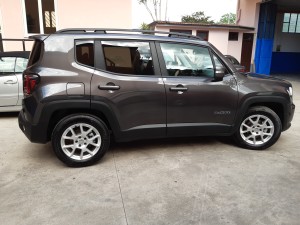 Jeep Renegade Granite Crystal crescenzo automobili (10)