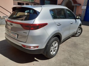 kia sportage grigio crescenzo automobili (8)