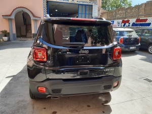 Jeep Renegade Nera Crescenzo automobili (8)