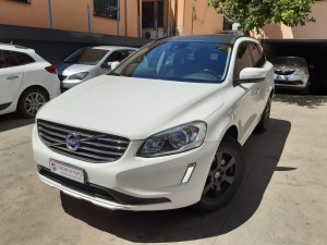 volvo xc60 bianco crescenzoautomobili (1)