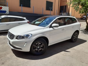 volvo xc60 bianco crescenzoautomobili (4)