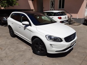 volvo xc60 bianco crescenzoautomobili (8)